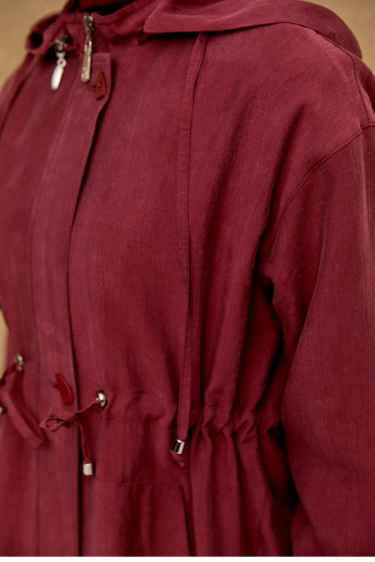 Seyyar Kapüşonlu Fermuarlı Kap, Tesettür Giyim