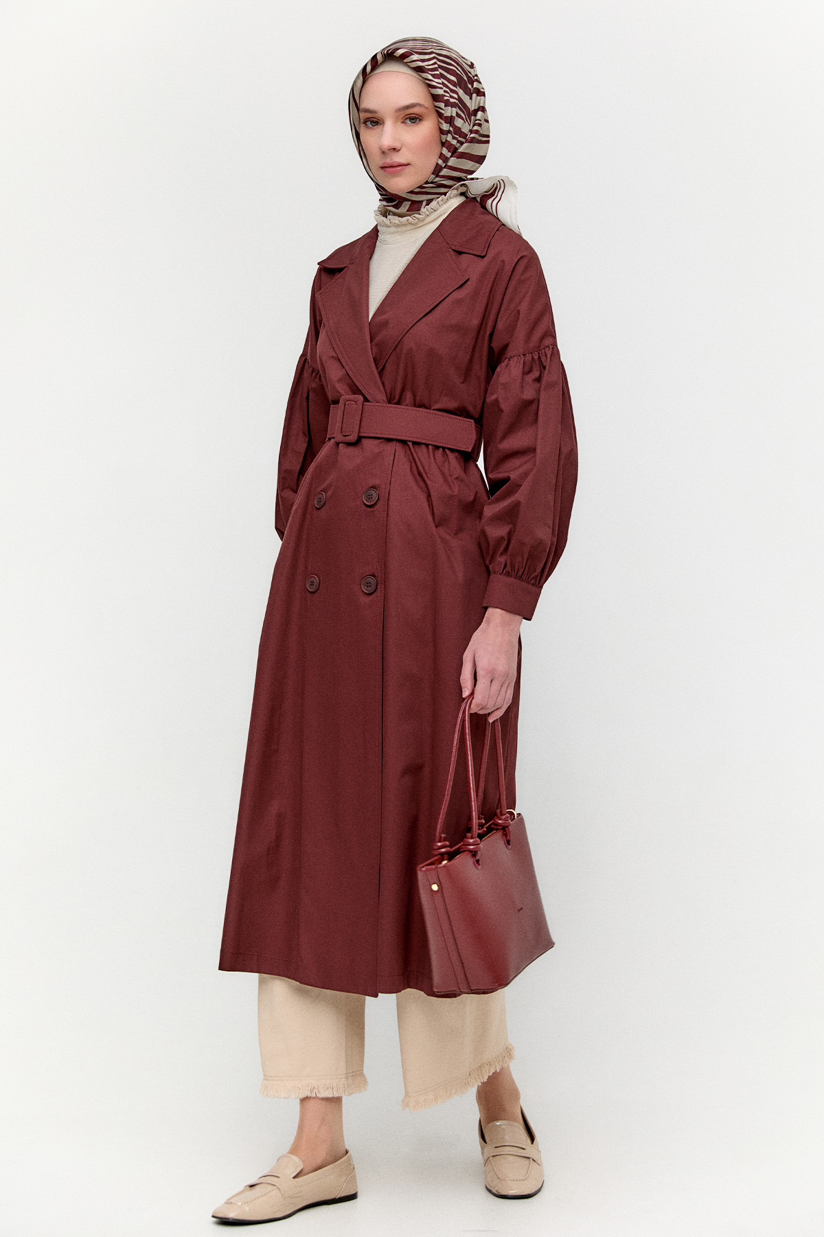 Kruvaze Kemerli Pamuklu Trençkot, Tesettür Giyim