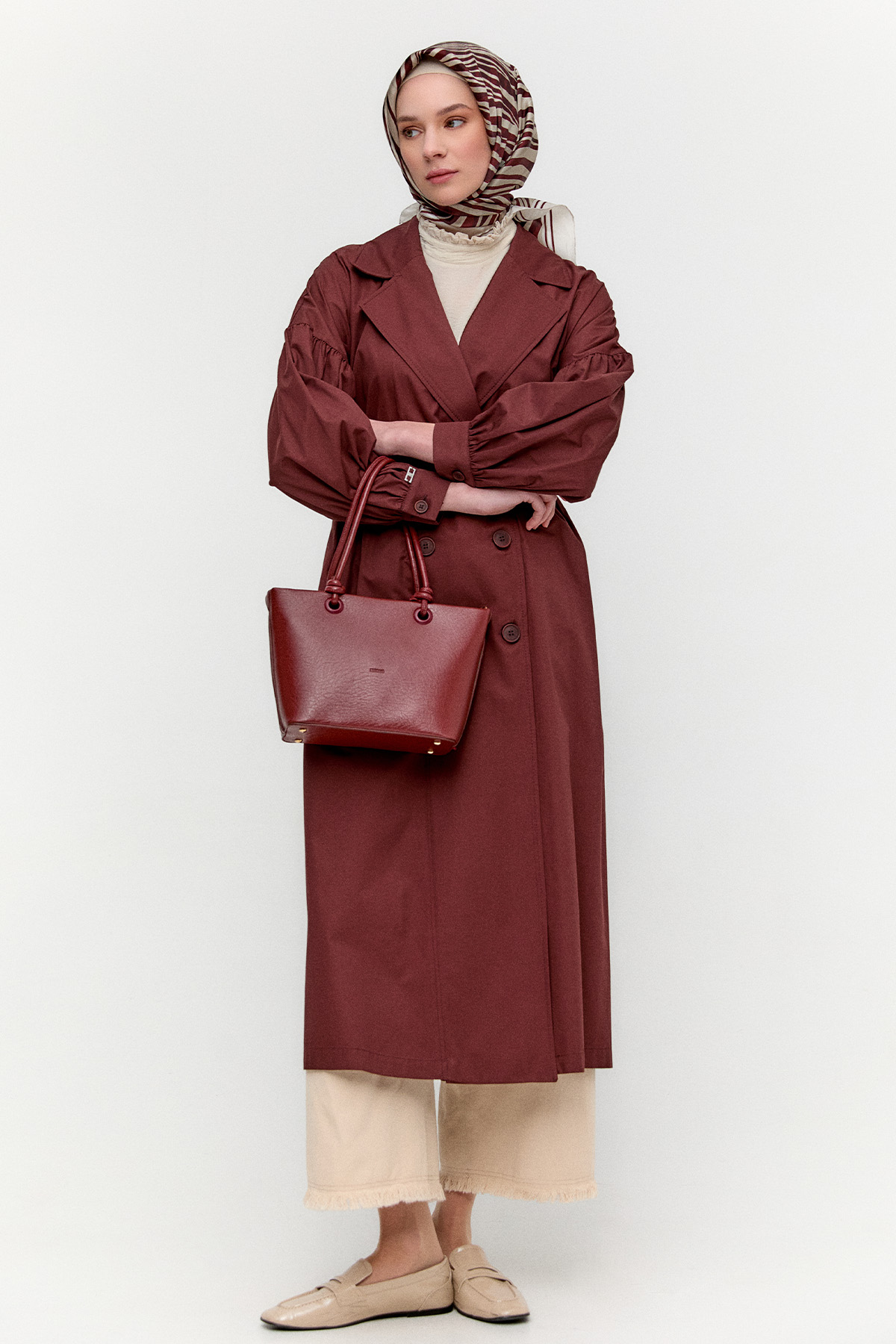 Kruvaze Kemerli Pamuklu Trençkot, Tesettür Giyim