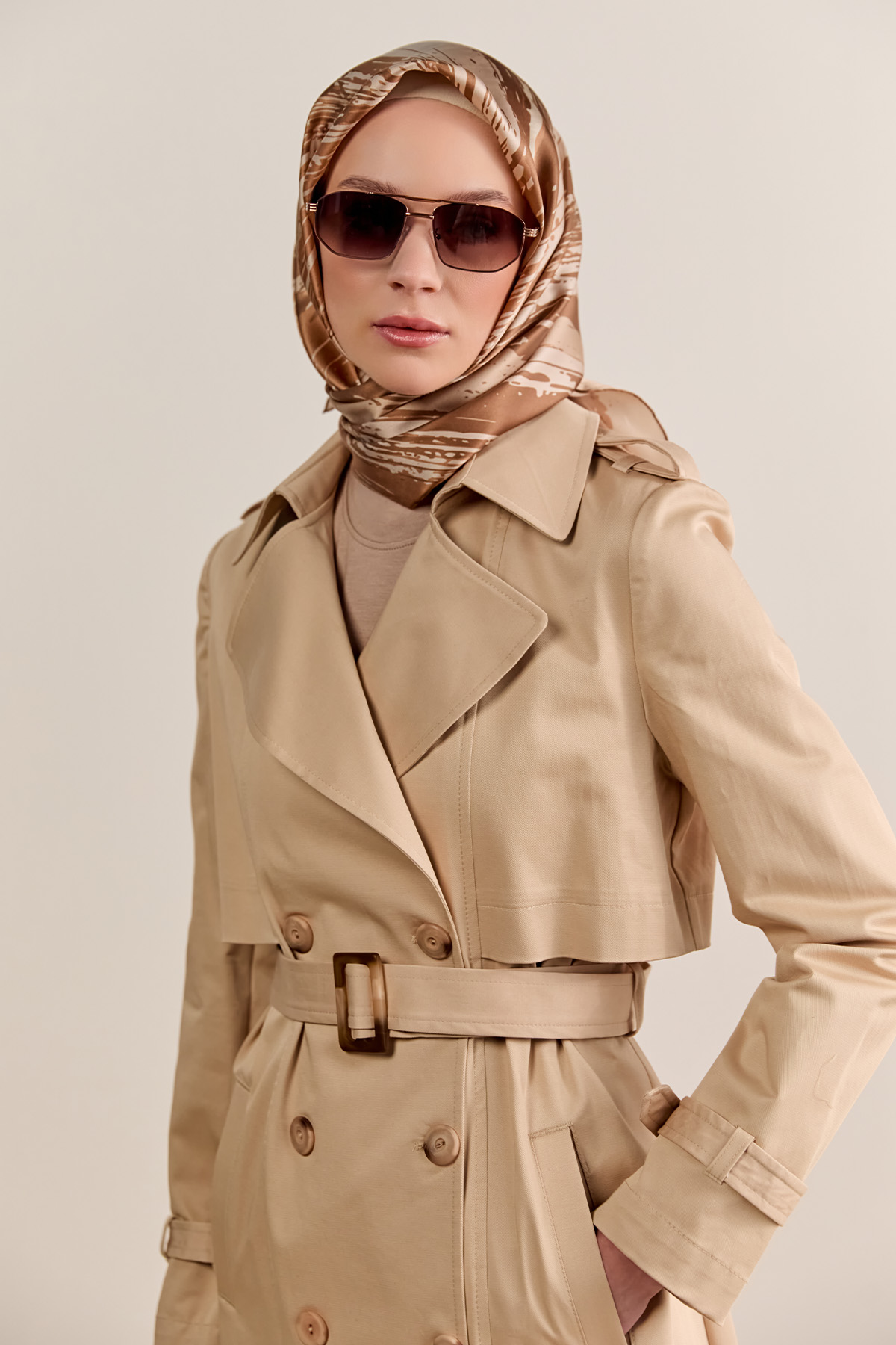 Çift Düğmeli Gabardin Trençkot, Tesettür Giyim