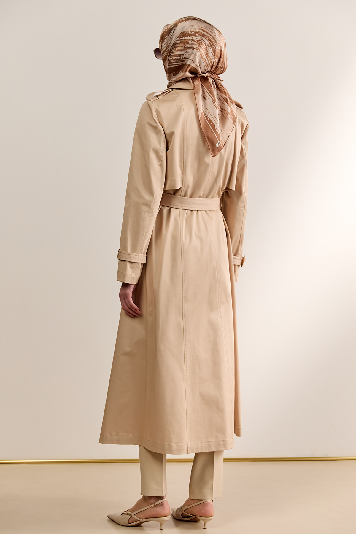 Çift Düğmeli Gabardin Trençkot, Tesettür Giyim