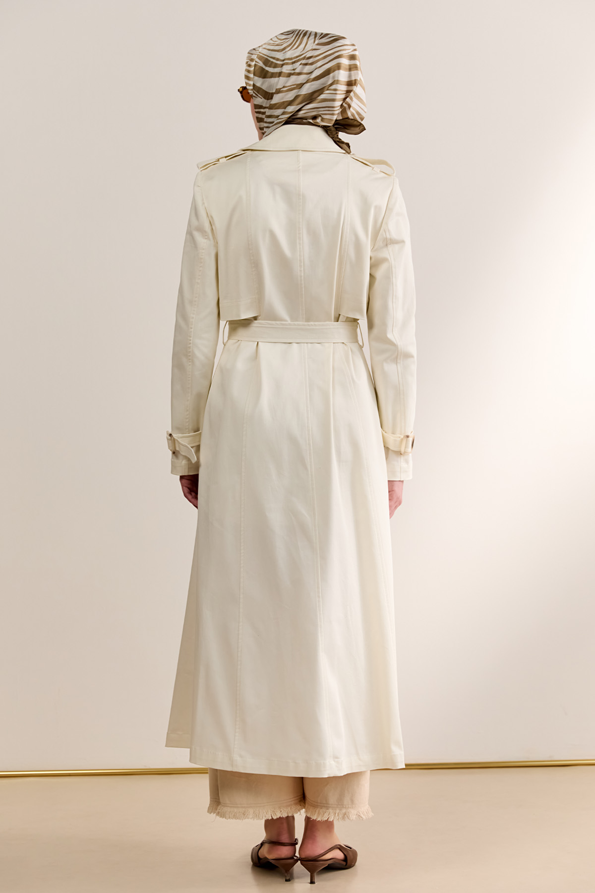 Çift Düğmeli Gabardin Trençkot, Tesettür Giyim