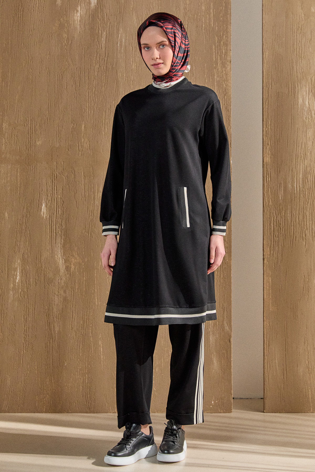 Sportif Şeritli Duble Paça Pantolon, Tesettür Giyim