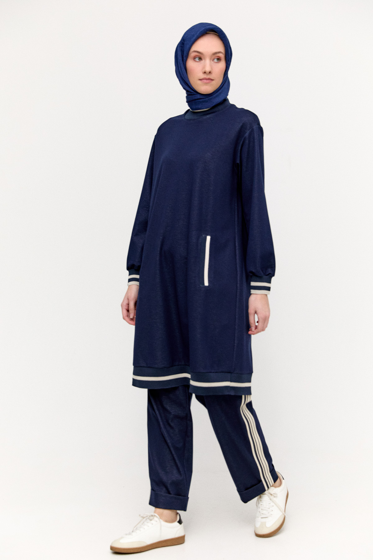 Sportif Şeritli Duble Paça Pantolon, Tesettür Giyim