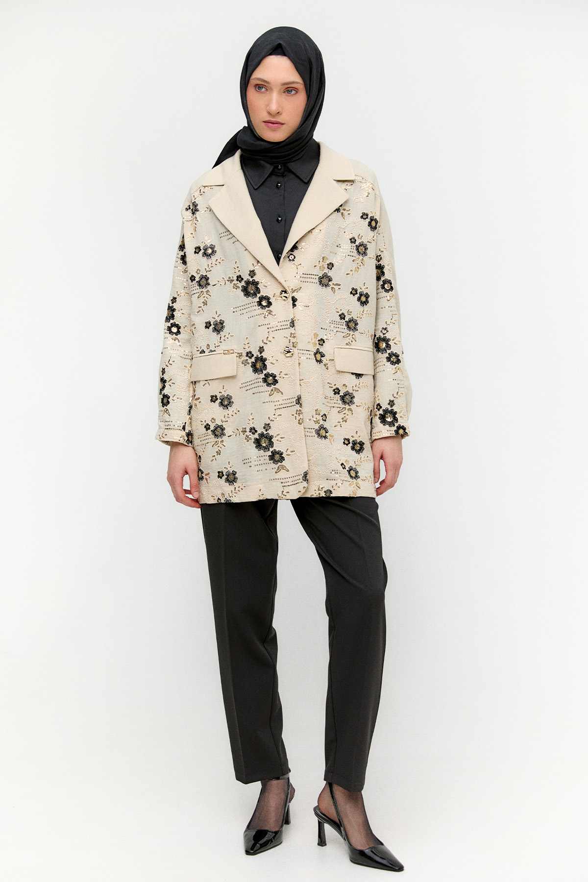 Süs Düğmeli Havuç Pantolon, Tesettür Giyim