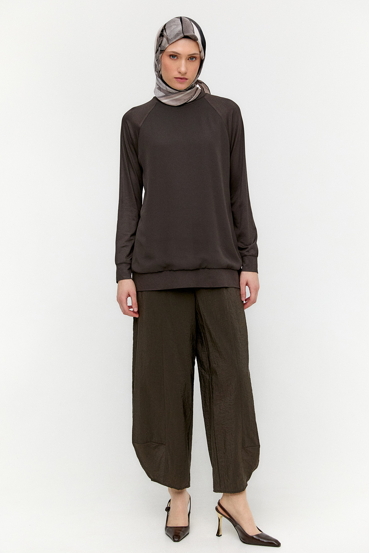 Şalvar Kesim Paraşüt Pantolon, Tesettür Giyim