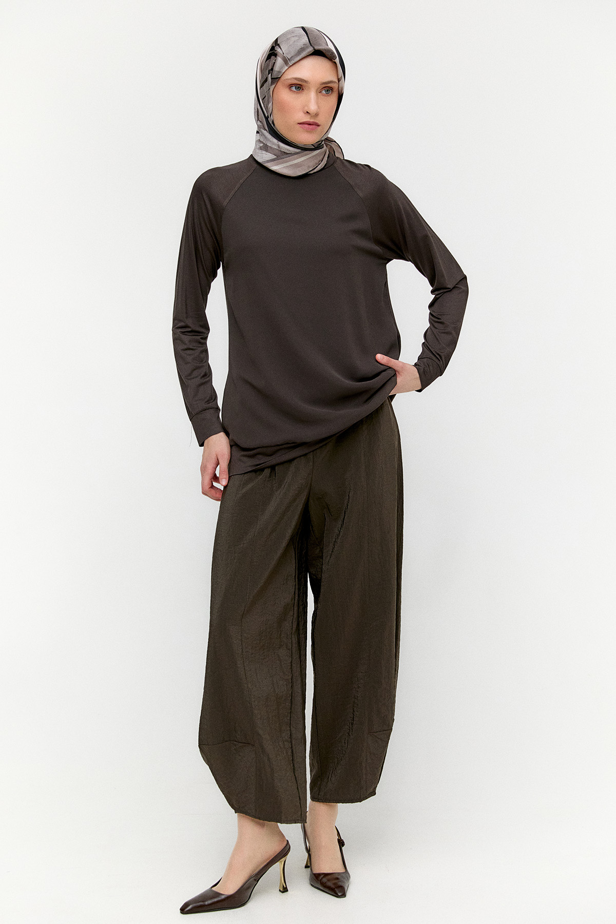 Şalvar Kesim Paraşüt Pantolon, Tesettür Giyim