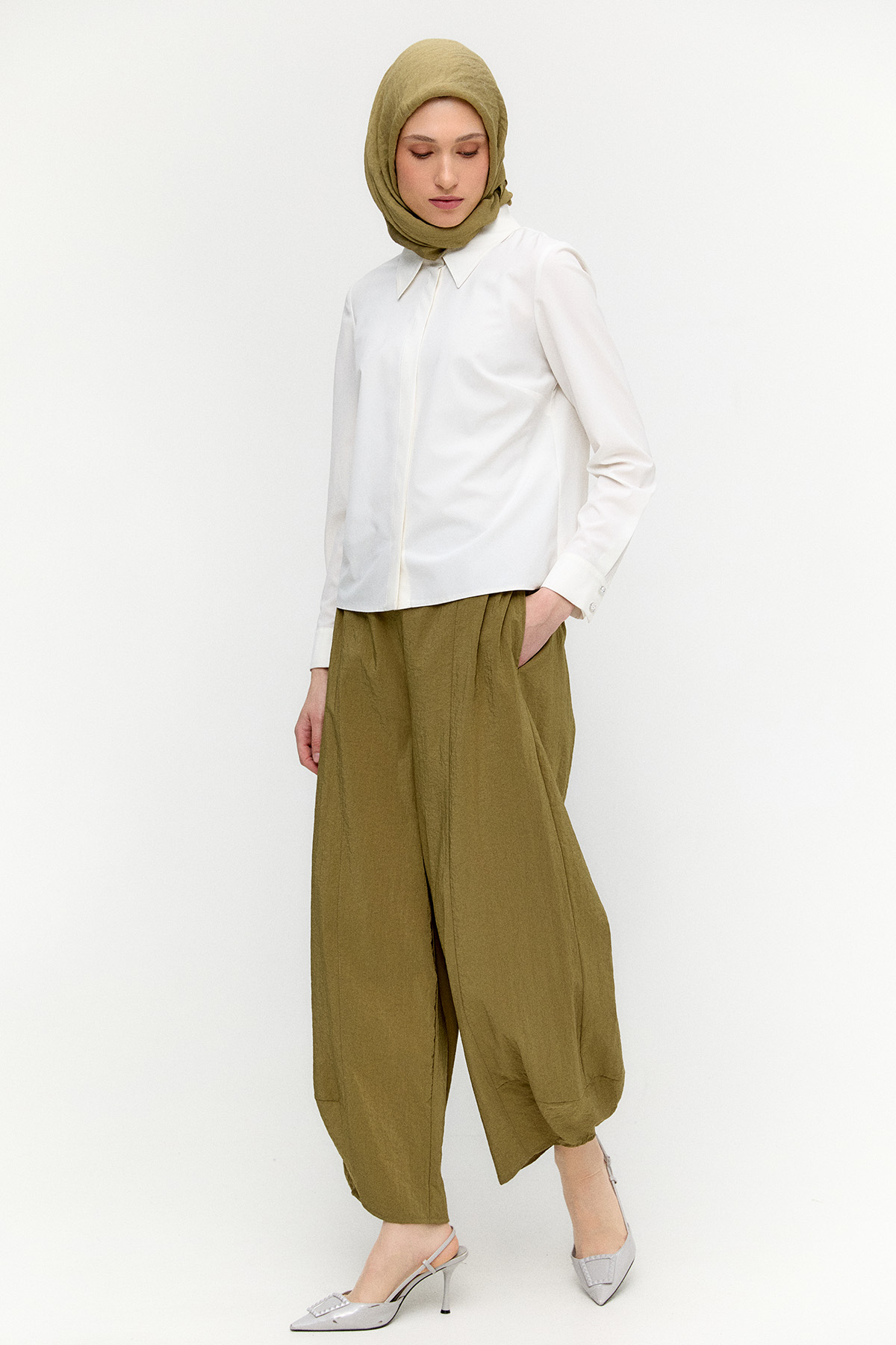 Şalvar Kesim Paraşüt Pantolon, Tesettür Giyim