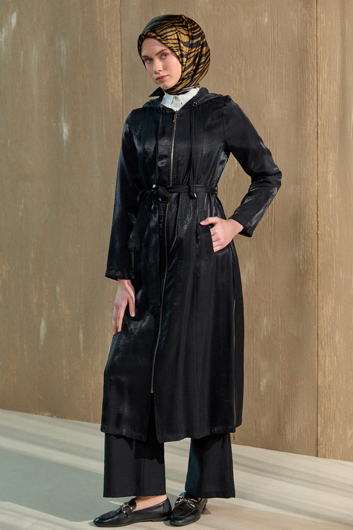 Jakarlı Kuşaklı Pardesü, Tesettür Giyim