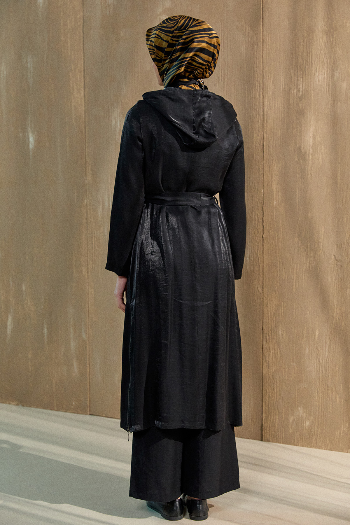 Jakarlı Kuşaklı Pardesü, Tesettür Giyim