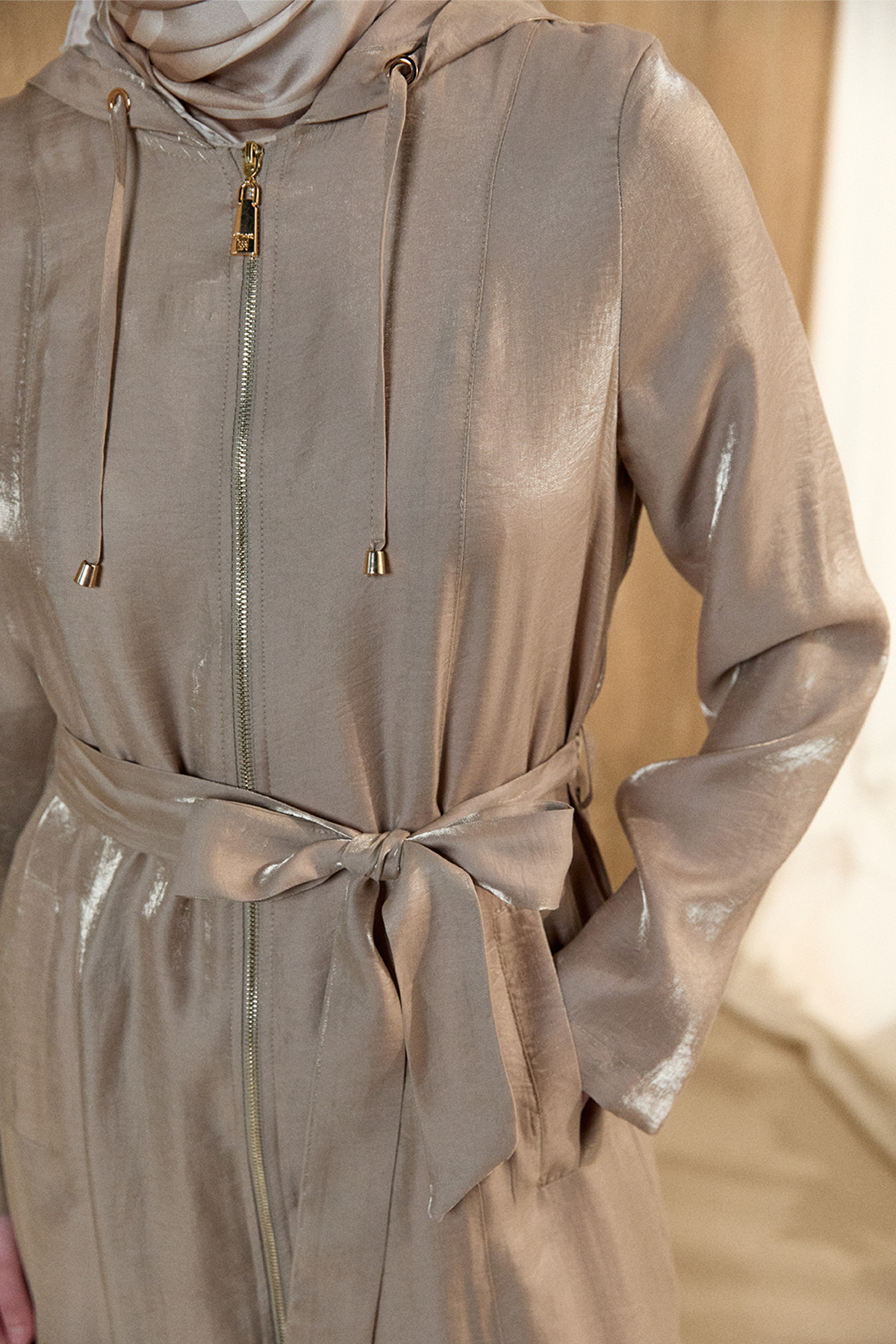 Jakarlı Kuşaklı Pardesü, Tesettür Giyim