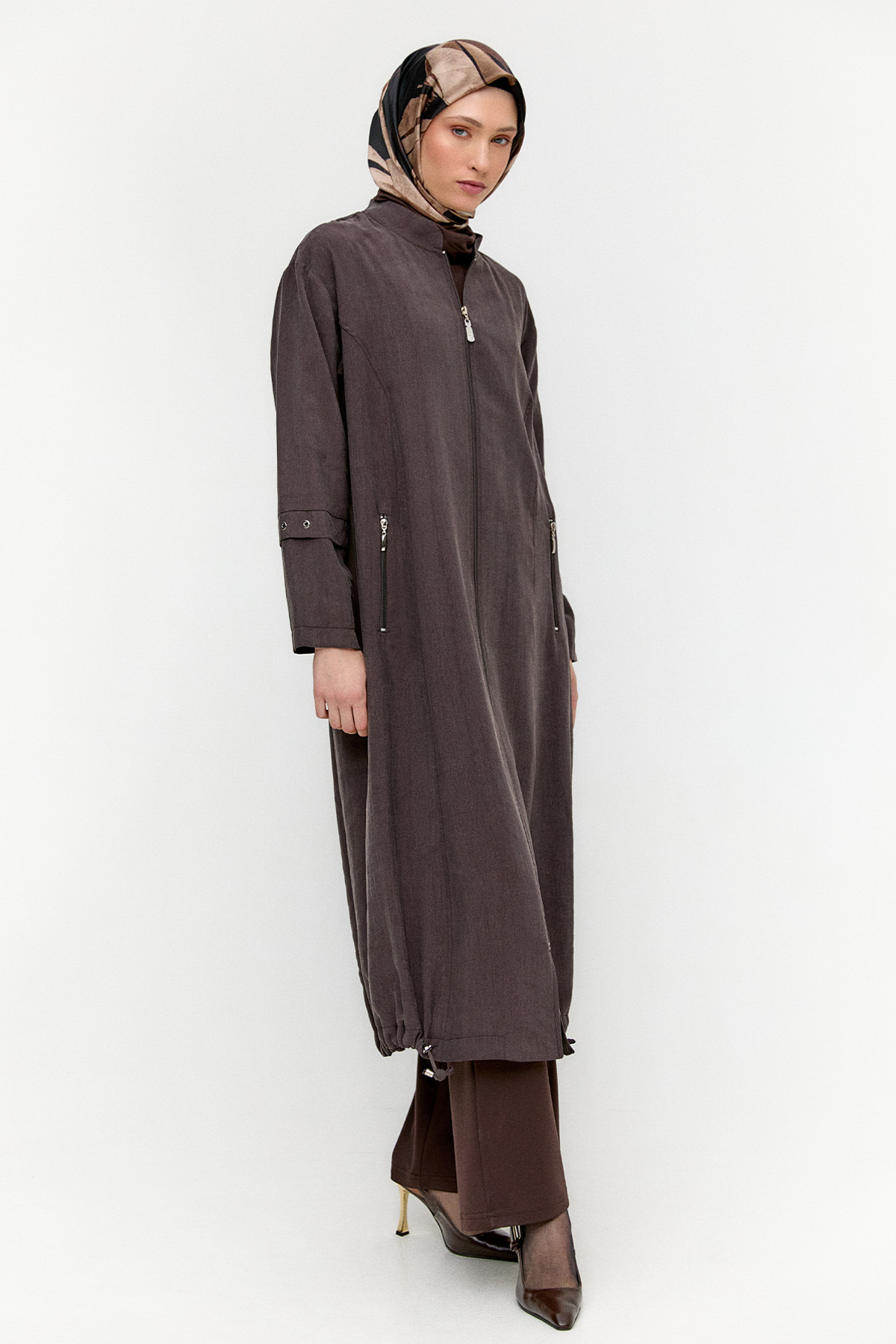 Bağlama Detaylı Hakim Yakalı Pardesü, Tesettür Giyim