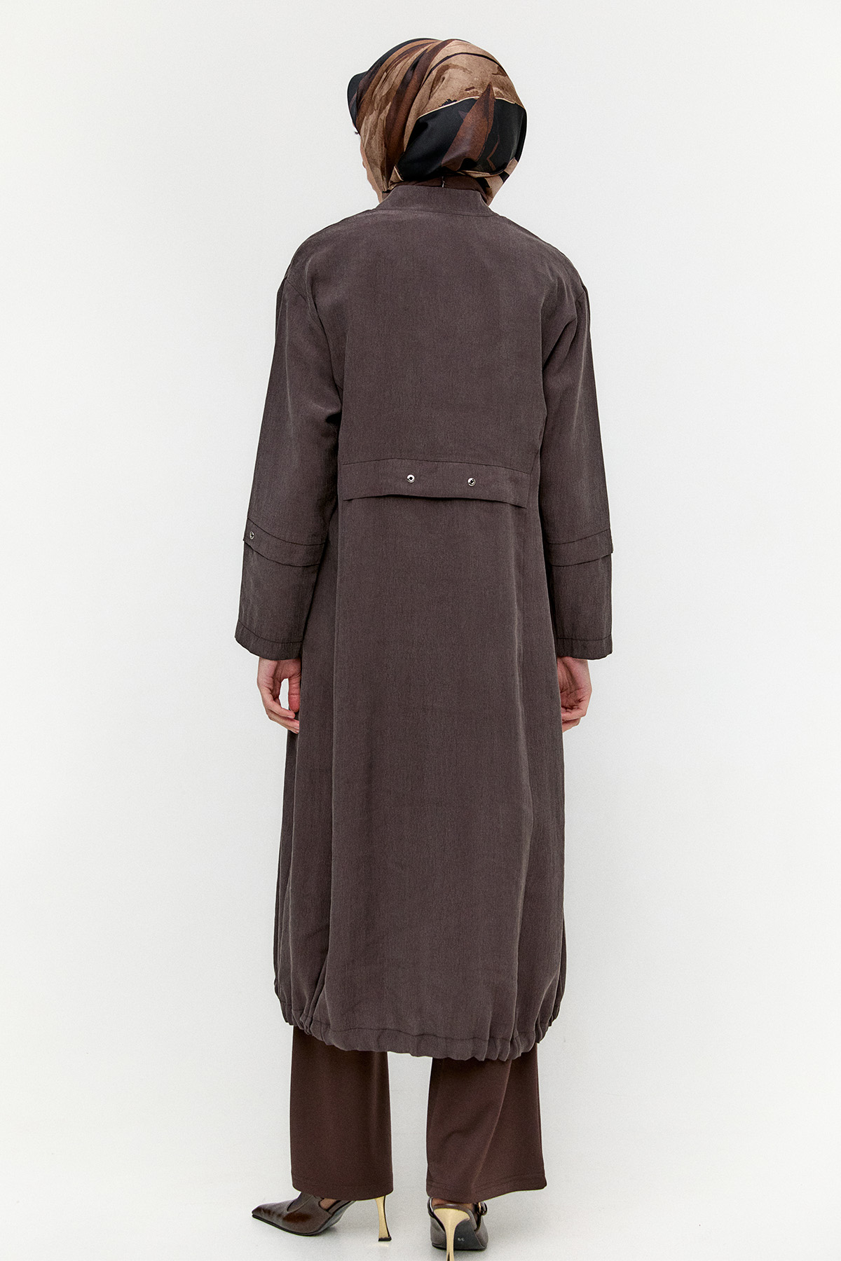 Bağlama Detaylı Hakim Yakalı Pardesü, Tesettür Giyim