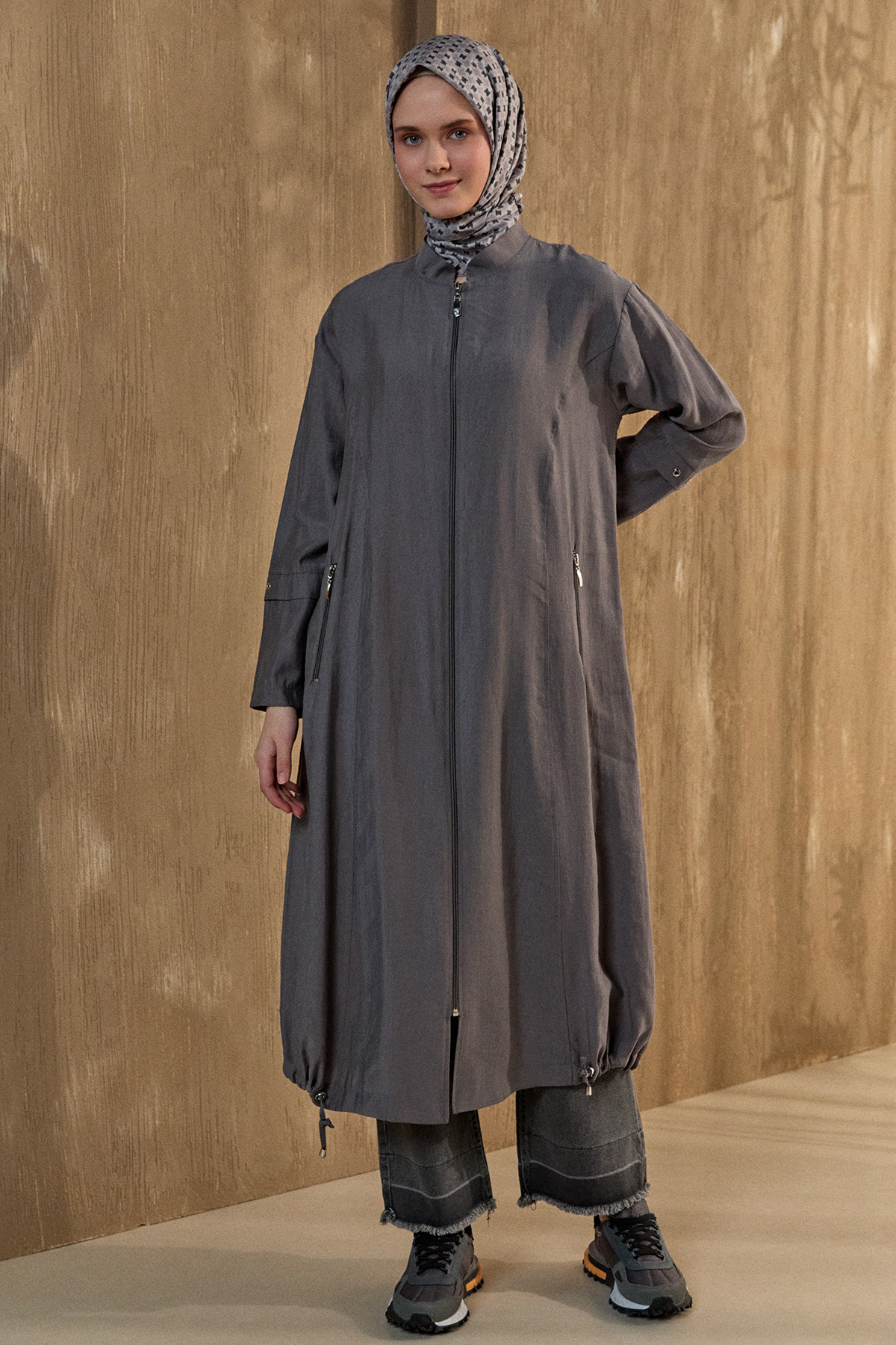 Bağlama Detaylı Hakim Yakalı Pardesü, Tesettür Giyim