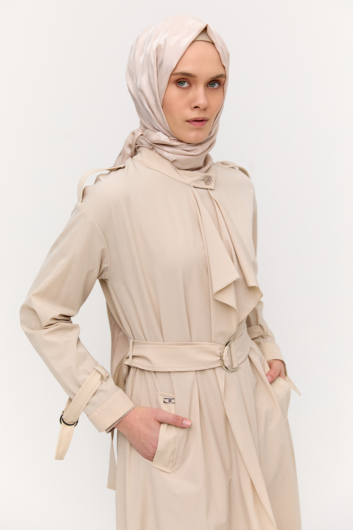 Hakim Yakalı Kemerli Pardesü, Tesettür Giyim