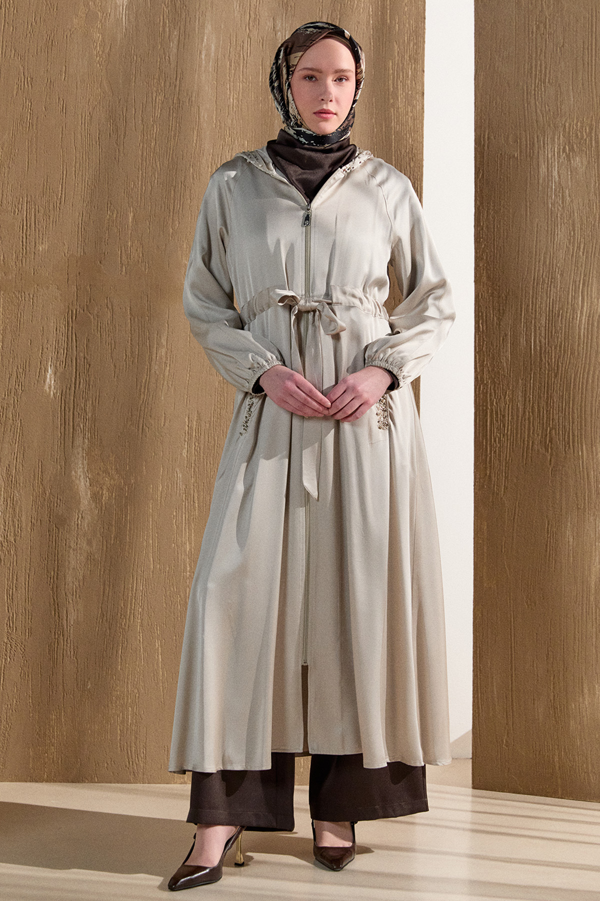 Taş İşlemeli Saten Pardesü, Tesettür Giyim