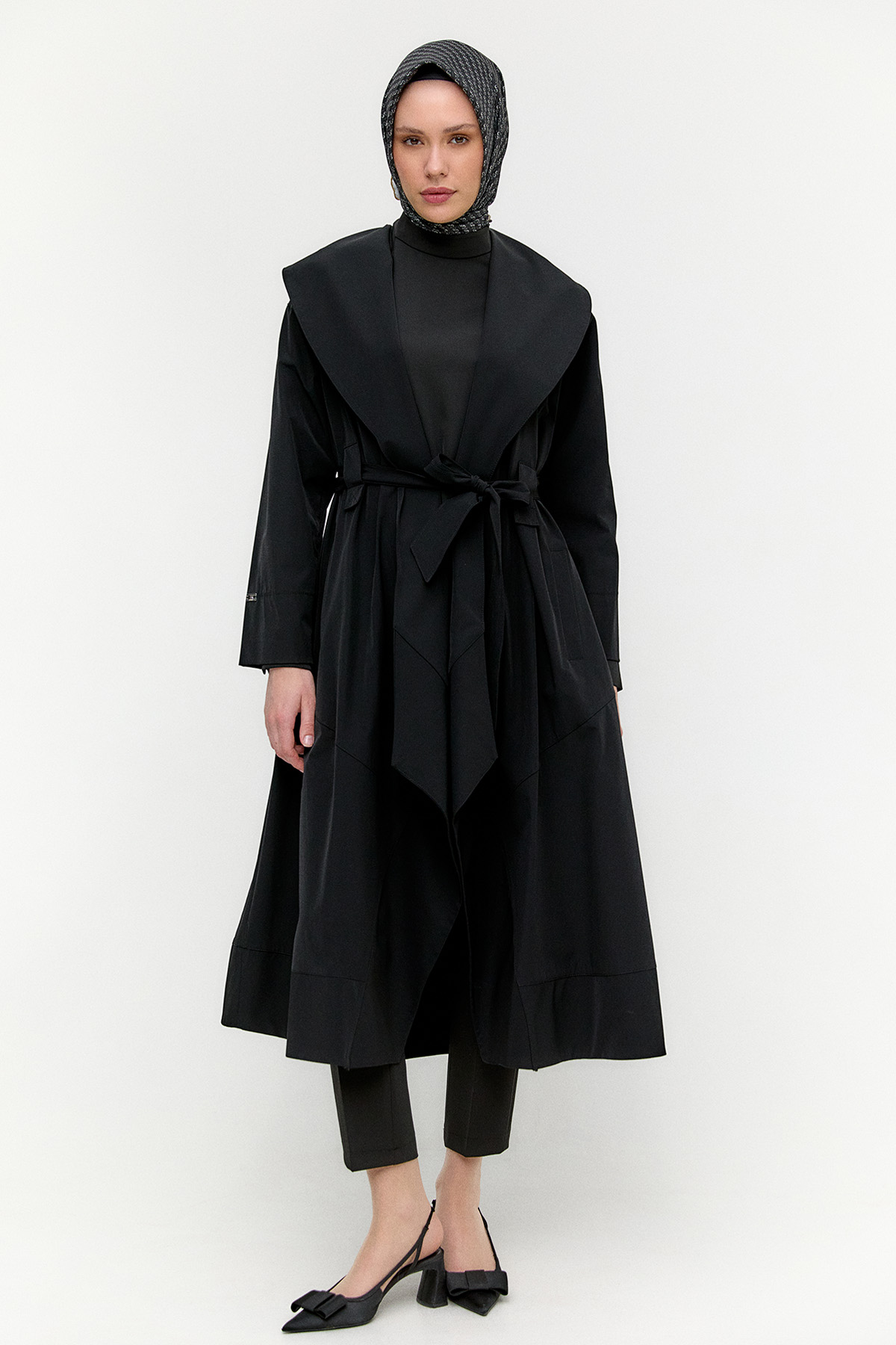 Şal Yakalı Kuşaklı Pardesü, Tesettür Giyim