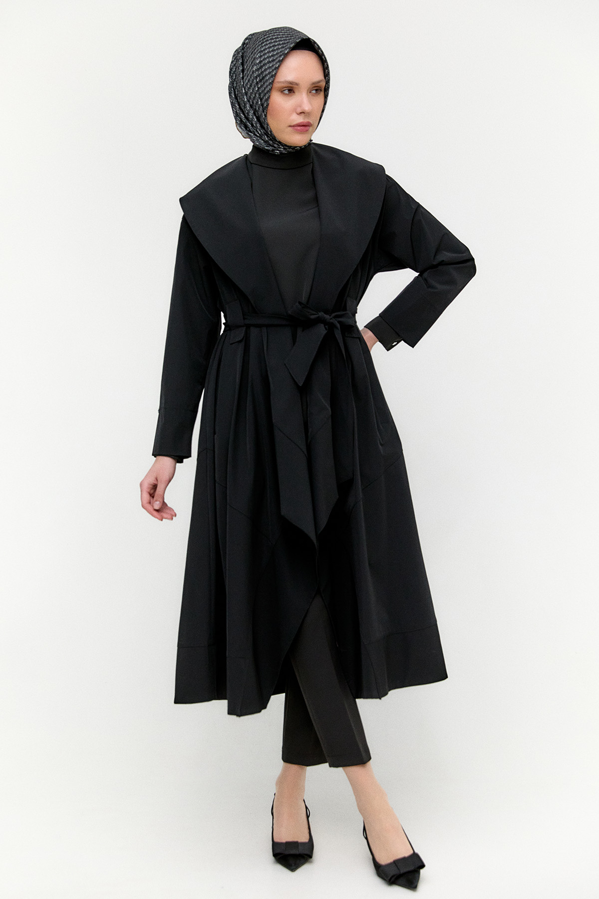 Şal Yakalı Kuşaklı Pardesü, Tesettür Giyim