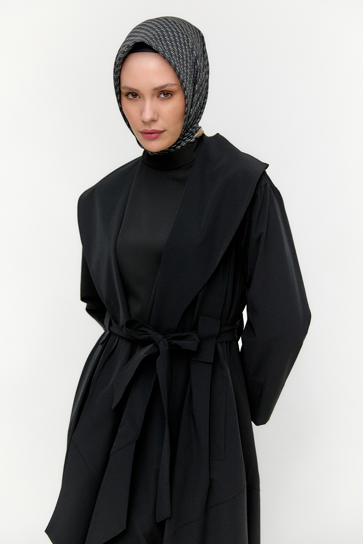 Şal Yakalı Kuşaklı Pardesü, Tesettür Giyim