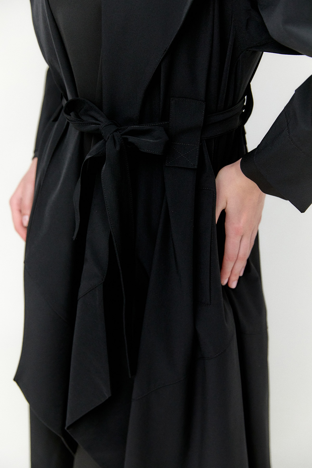 Şal Yakalı Kuşaklı Pardesü, Tesettür Giyim