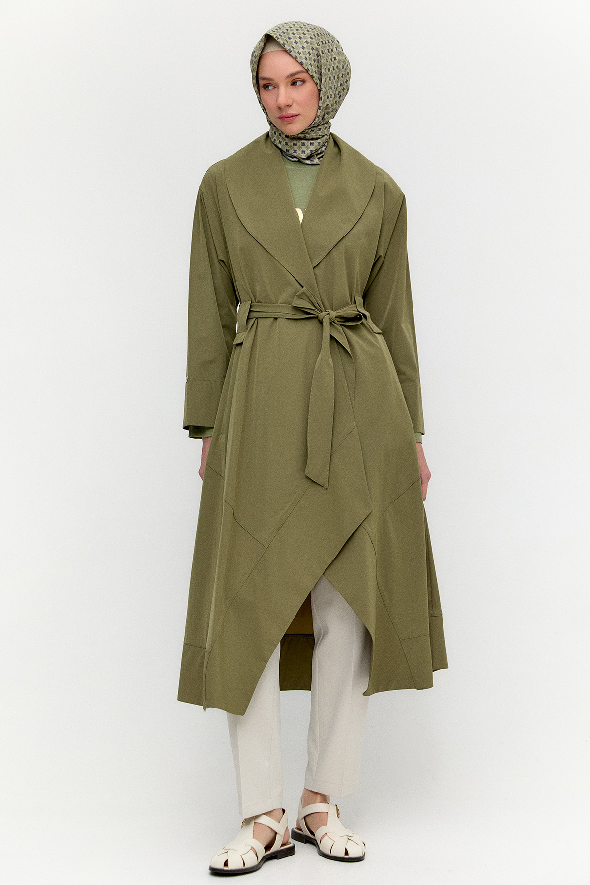 Şal Yakalı Kuşaklı Pardesü, Tesettür Giyim