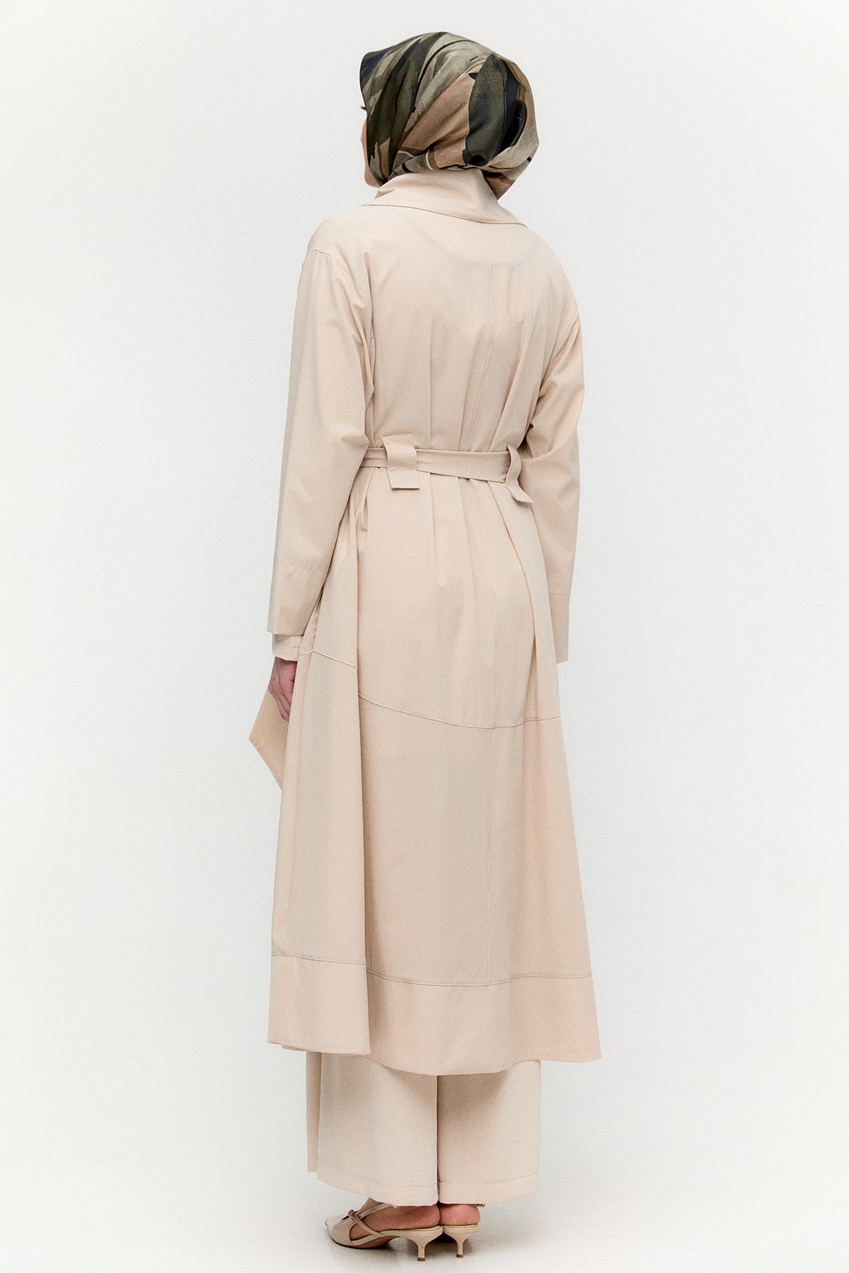 Şal Yakalı Kuşaklı Pardesü, Tesettür Giyim