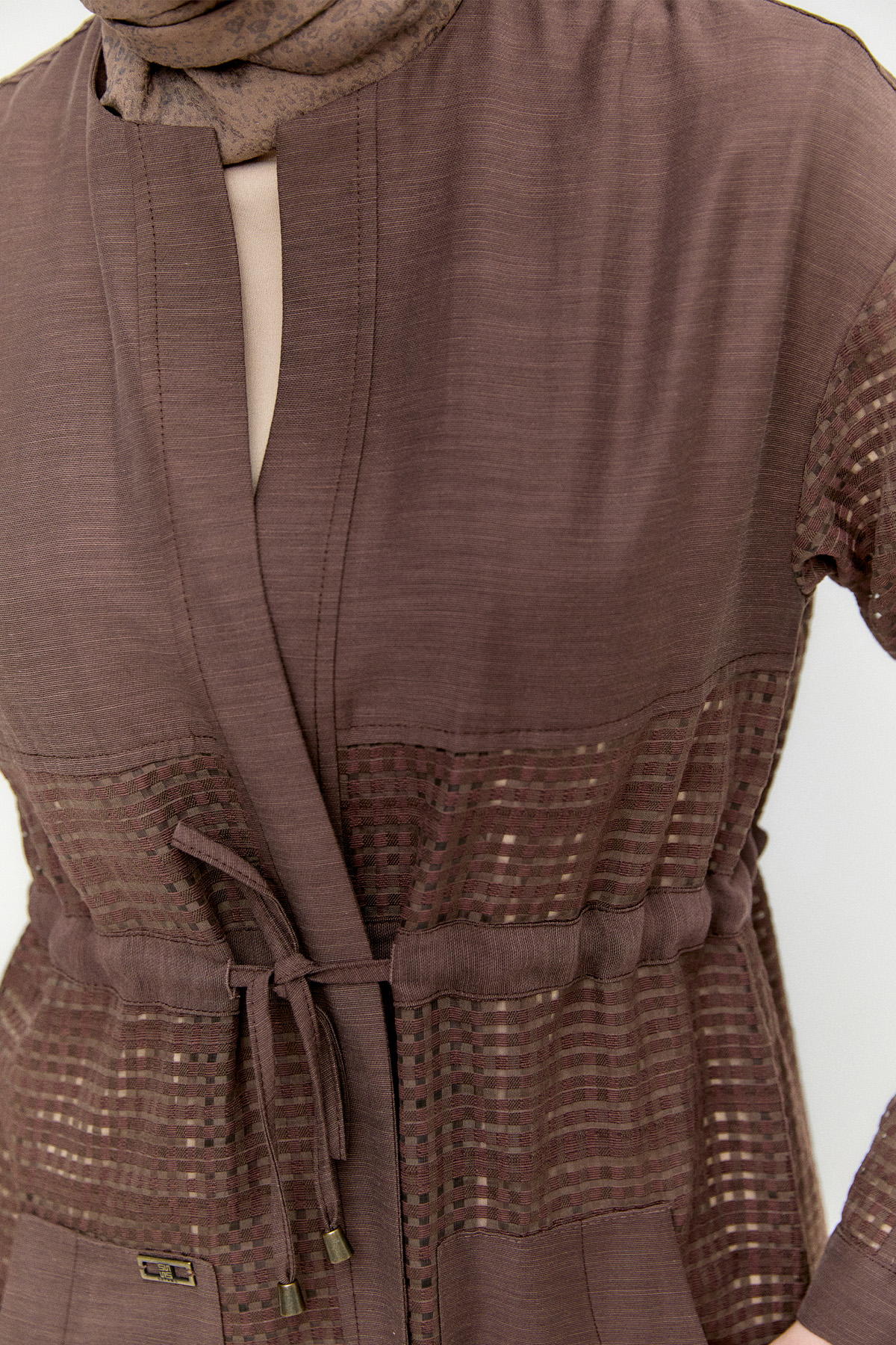 Kuşaklı File Kombinli Pardesü, Tesettür Giyim