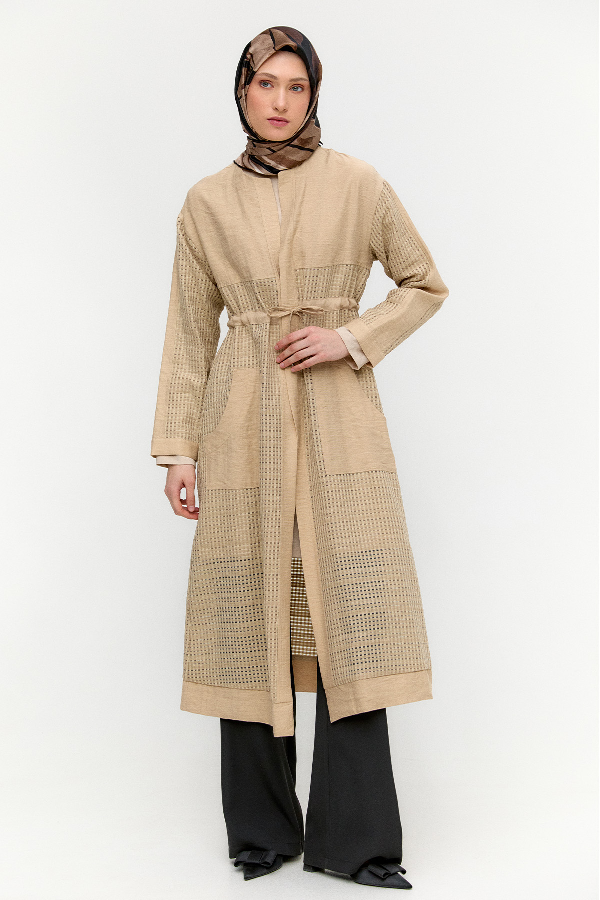 Kuşaklı File Kombinli Pardesü, Tesettür Giyim