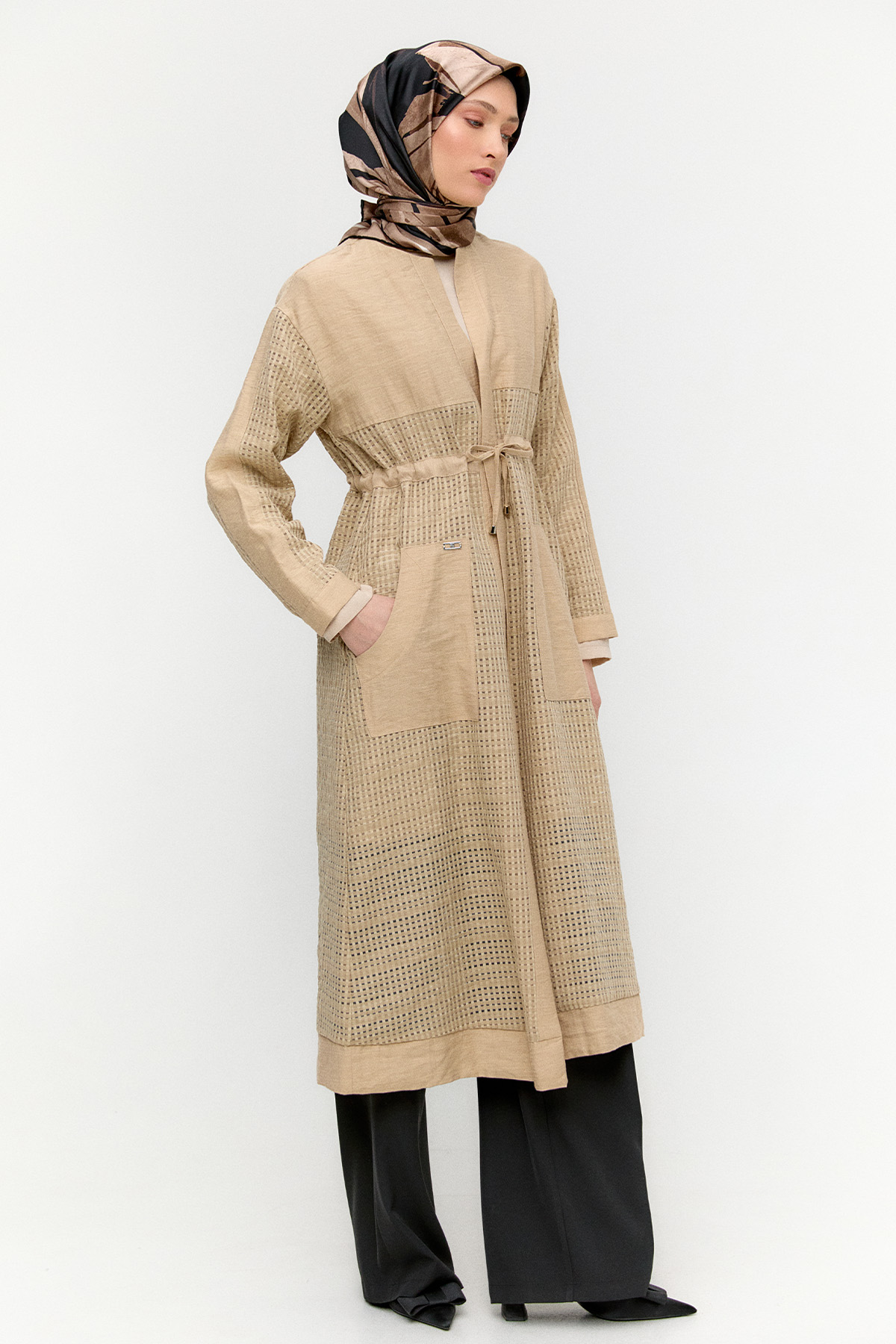 Kuşaklı File Kombinli Pardesü, Tesettür Giyim