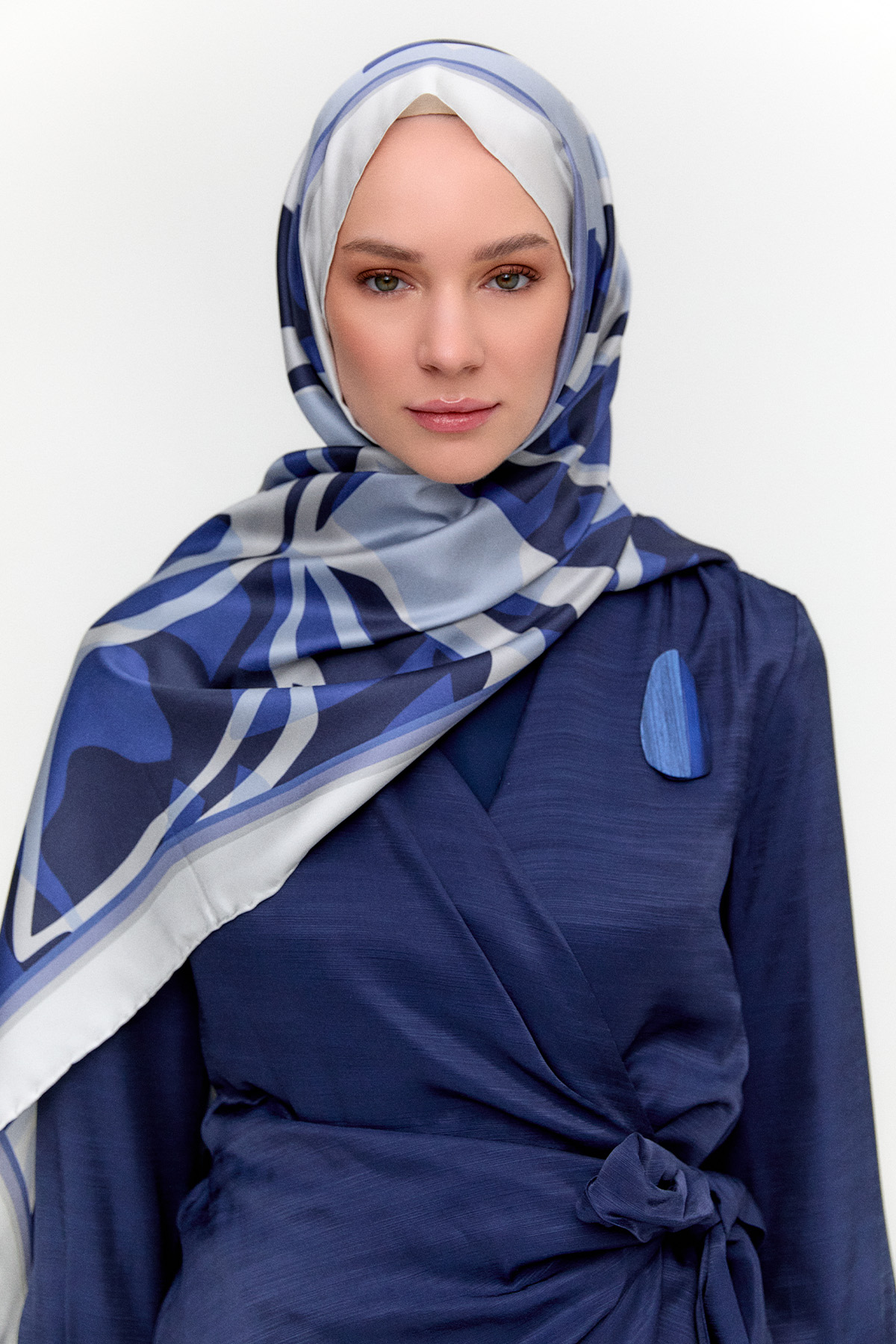 Oval Desenli Twill İpek Şal, Tesettür Giyim
