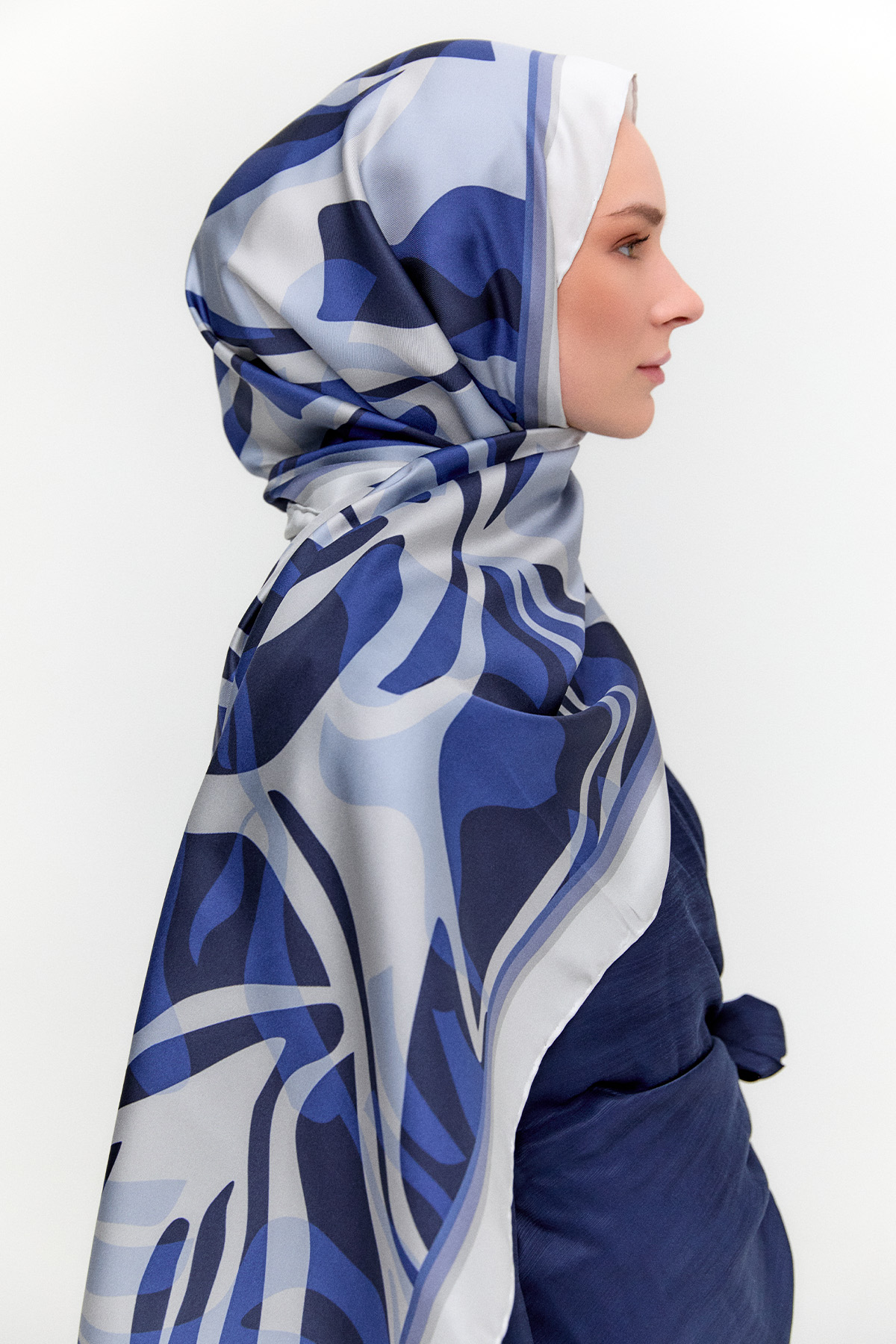 Oval Desenli Twill İpek Şal, Tesettür Giyim