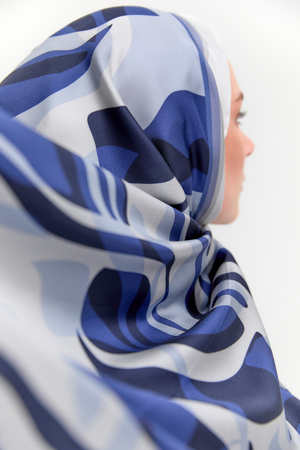 Oval Desenli Twill İpek Şal, Tesettür Giyim