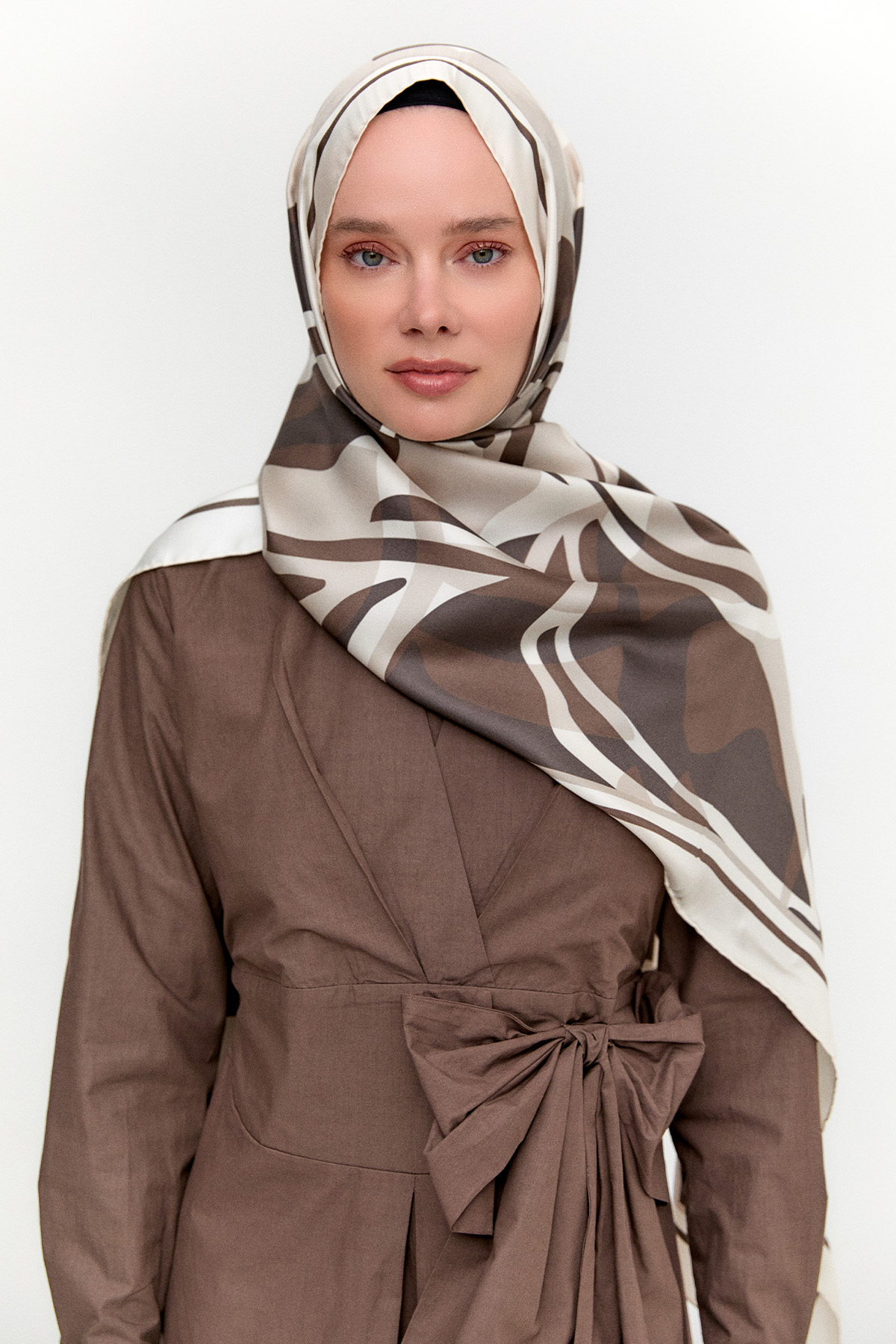 Oval Desenli Twill İpek Şal, Tesettür Giyim