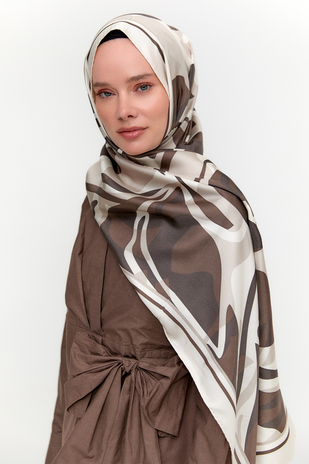 Oval Desenli Twill İpek Şal, Tesettür Giyim