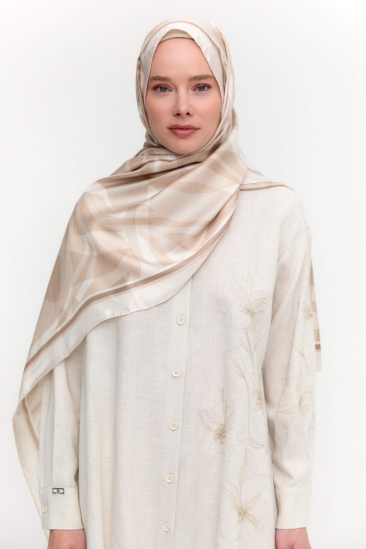 Oval Desenli Twill İpek Şal, Tesettür Giyim