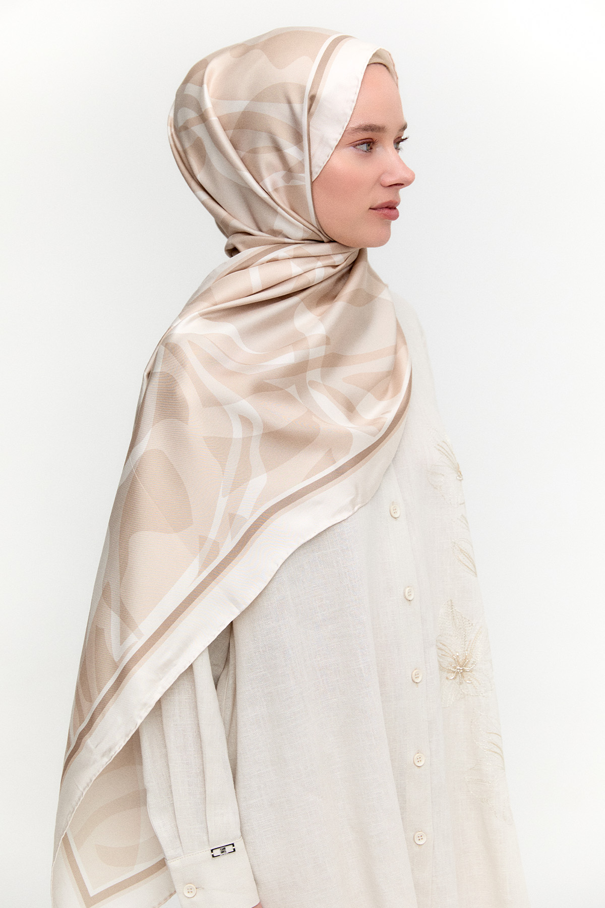 Oval Desenli Twill İpek Şal, Tesettür Giyim
