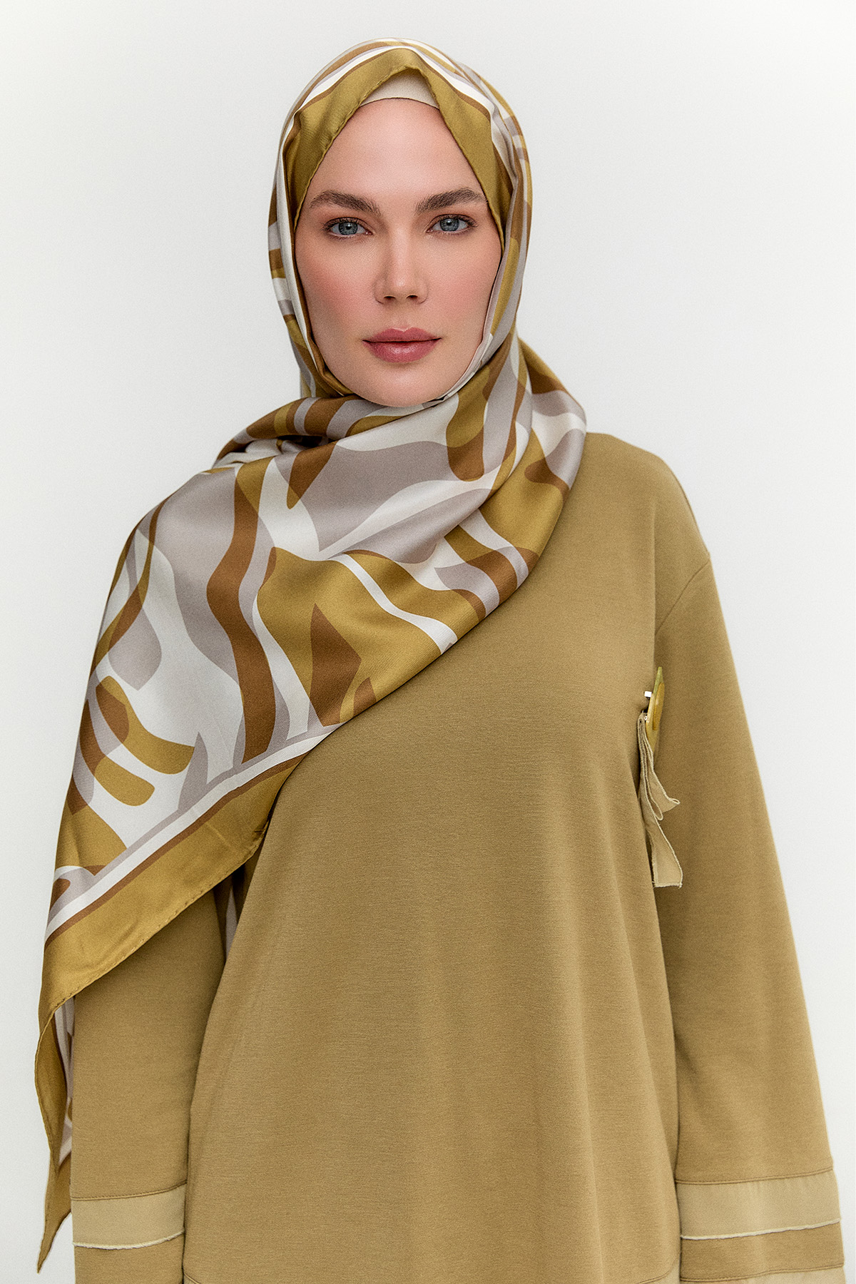 Oval Desenli Twill İpek Şal, Tesettür Giyim