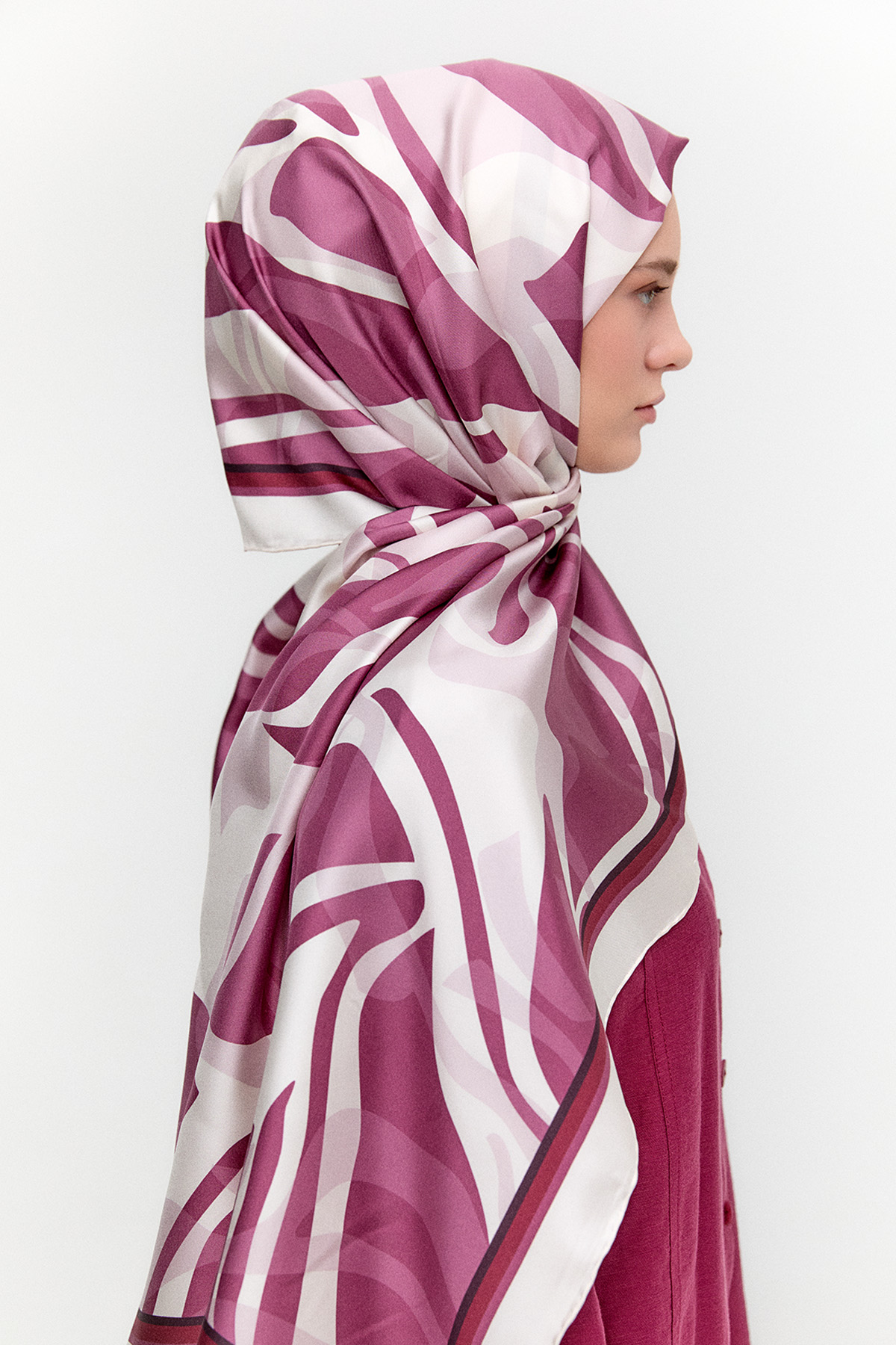Oval Desenli Twill İpek Şal, Tesettür Giyim