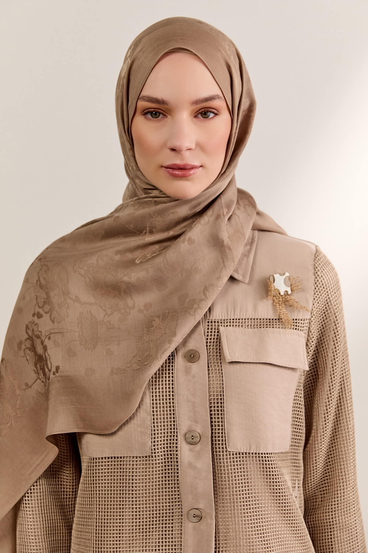 Çiçek Desenli Jakarlı Modal Şal, Tesettür Giyim