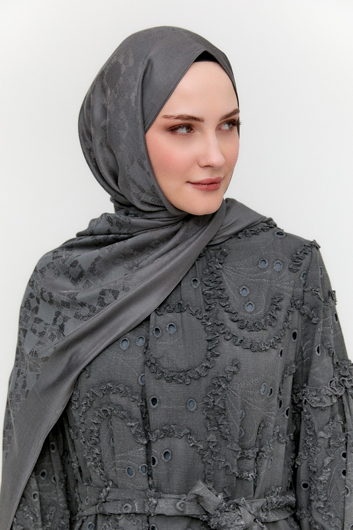 Logolu Jakarlı Modal Şal, Tesettür Giyim