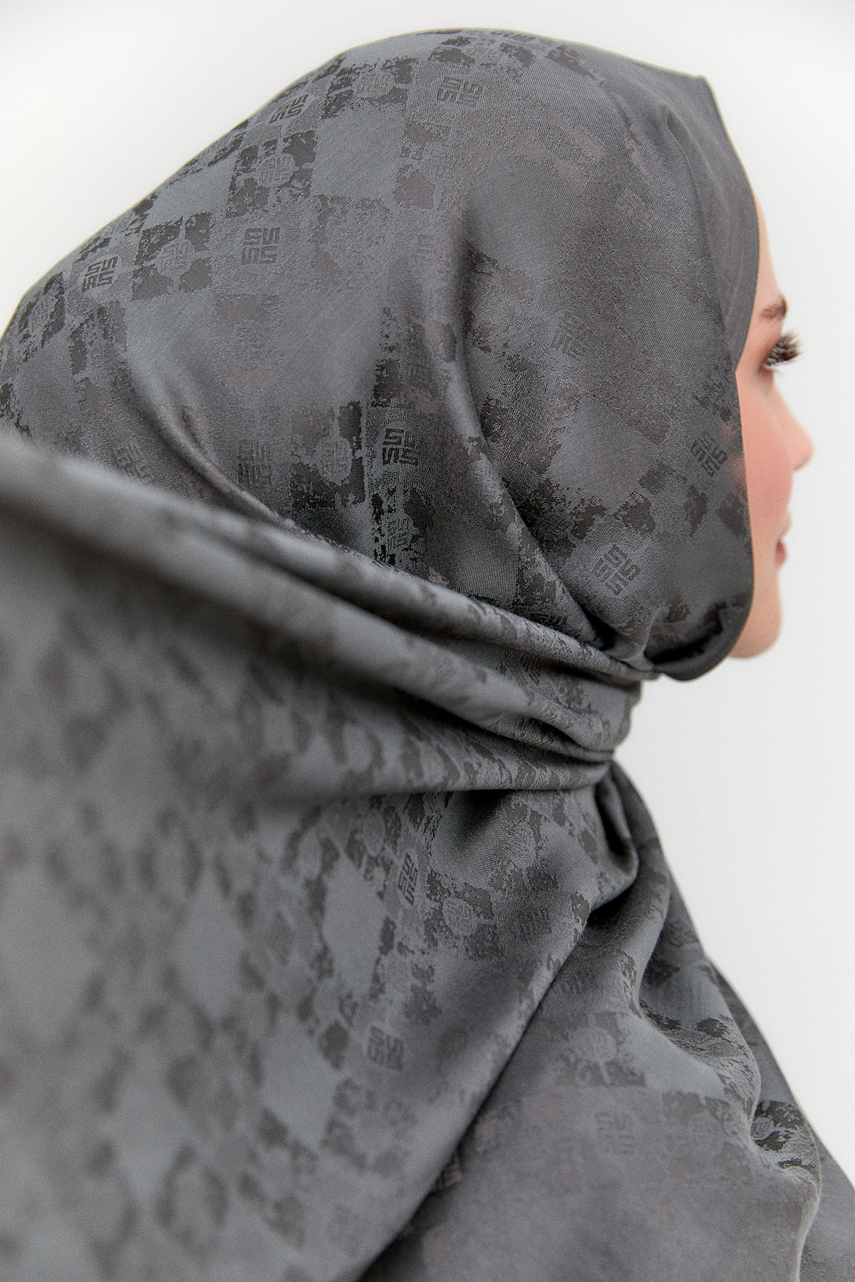 Logolu Jakarlı Modal Şal, Tesettür Giyim