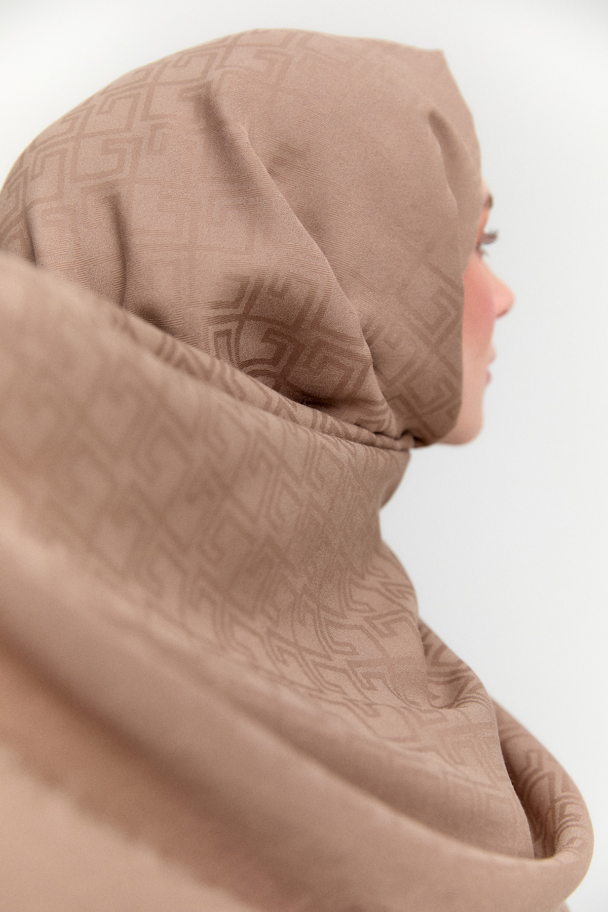 Geometriksel Jakarlı Viskon Şal, Tesettür Giyim