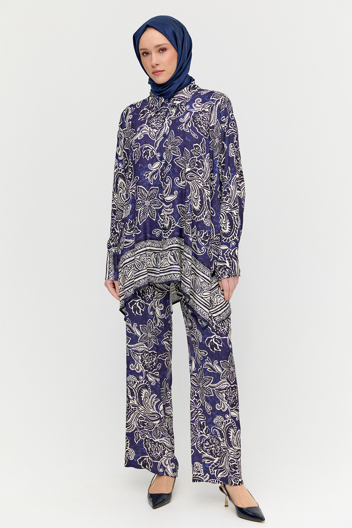 Çiçek Desenli İkili Takım, Tesettür Giyim