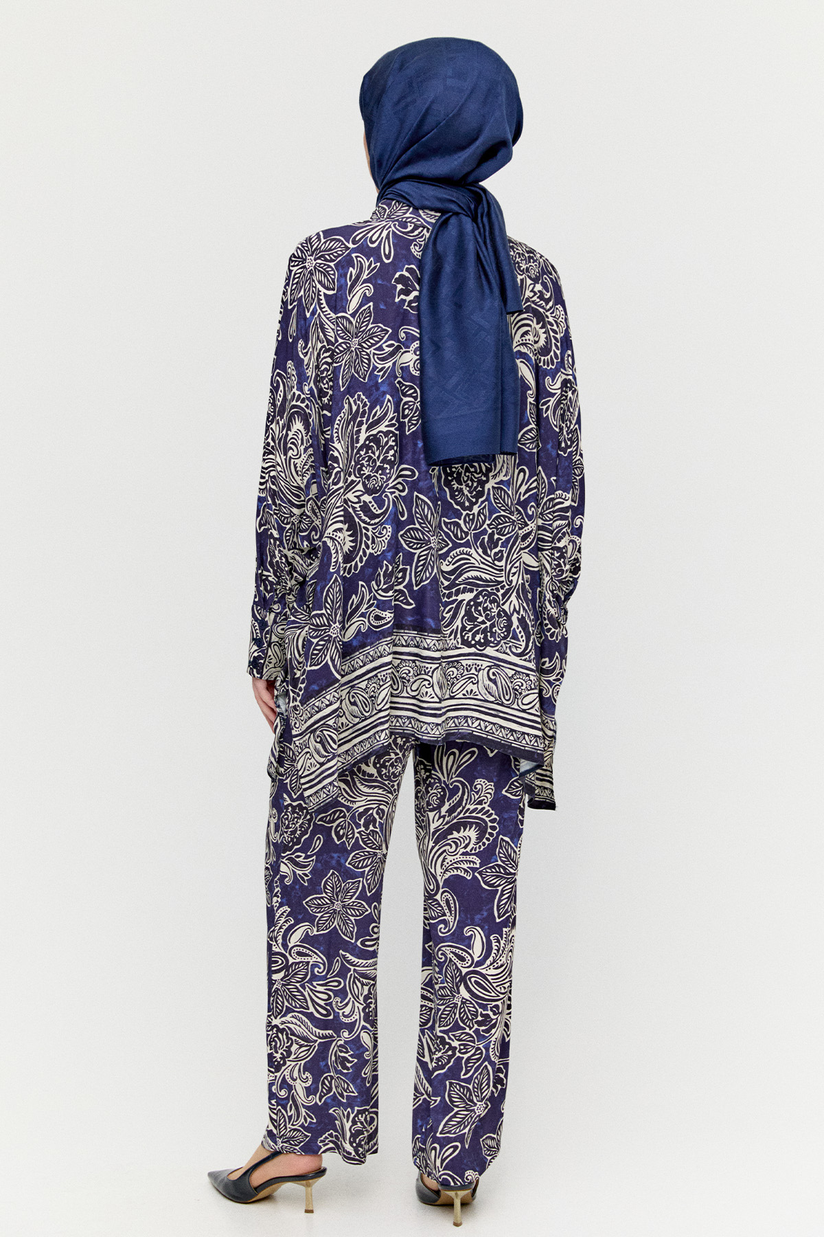 Çiçek Desenli İkili Takım, Tesettür Giyim