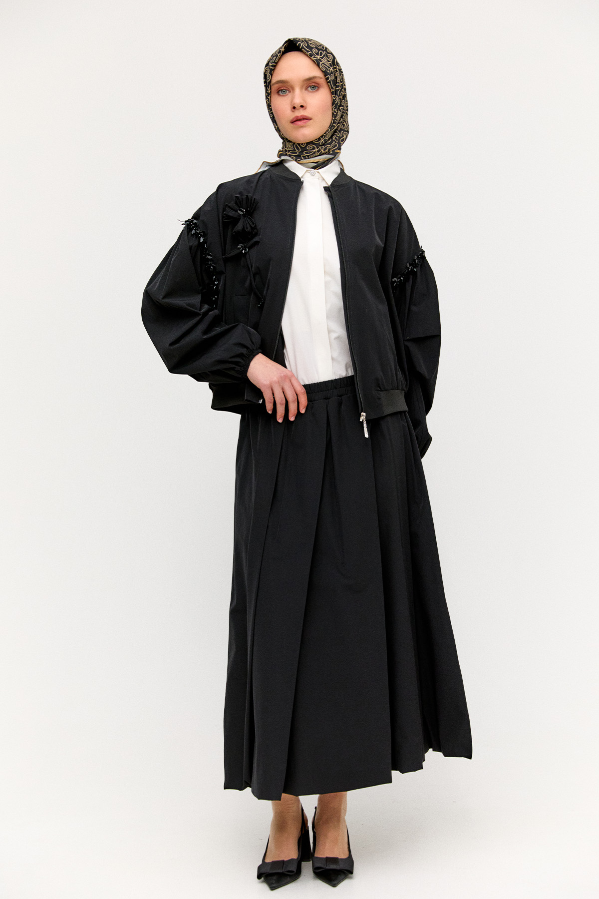 Çiçek Aplikeli Bomber Ceket, Tesettür Giyim