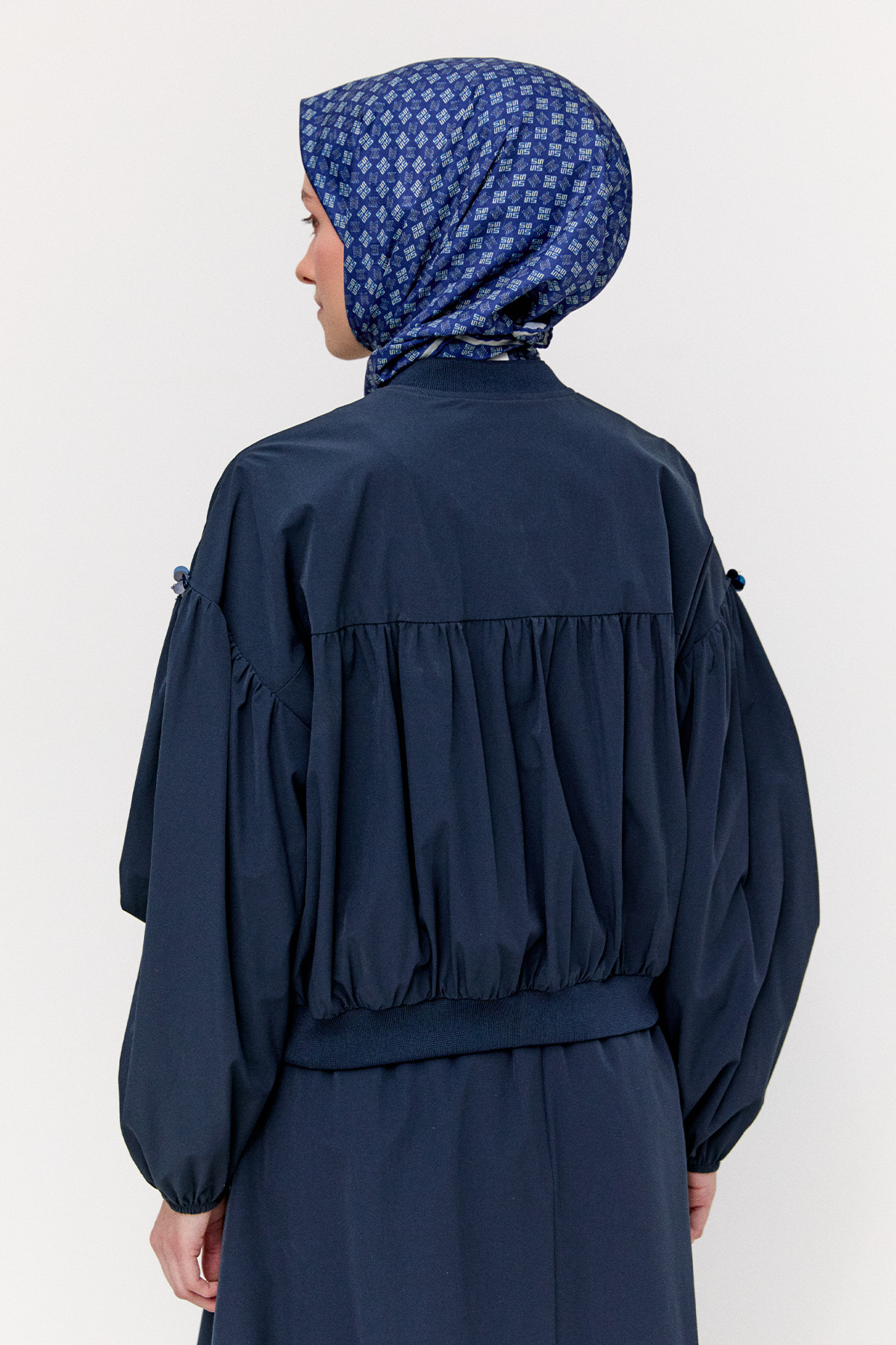 Çiçek Aplikeli Bomber Ceket, Tesettür Giyim