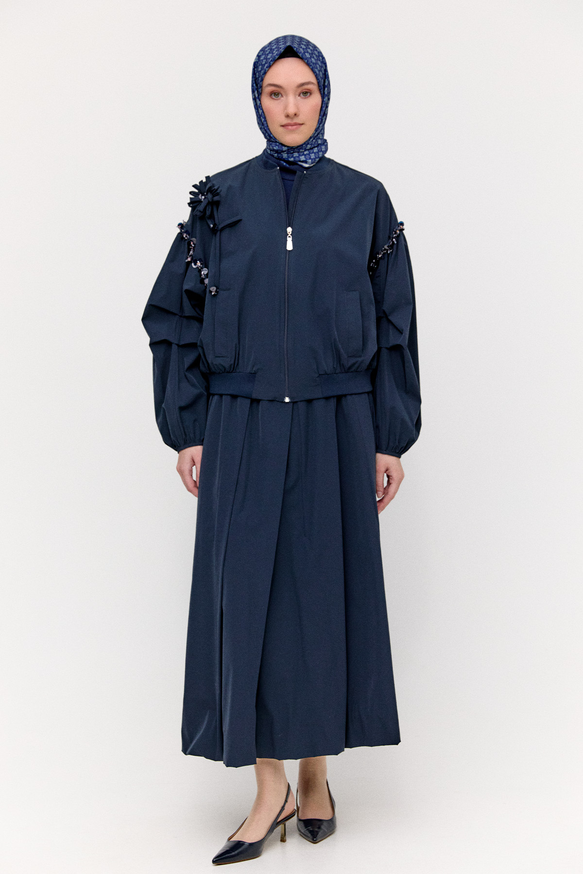 Çiçek Aplikeli Bomber Ceket, Tesettür Giyim