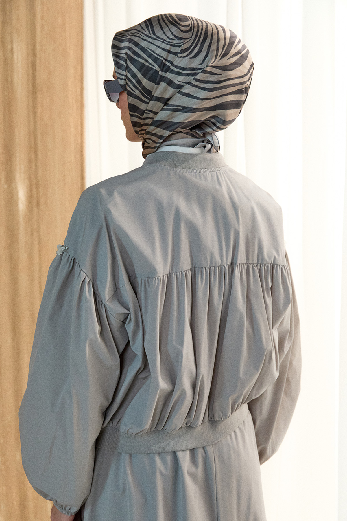 Çiçek Aplikeli Bomber Ceket, Tesettür Giyim