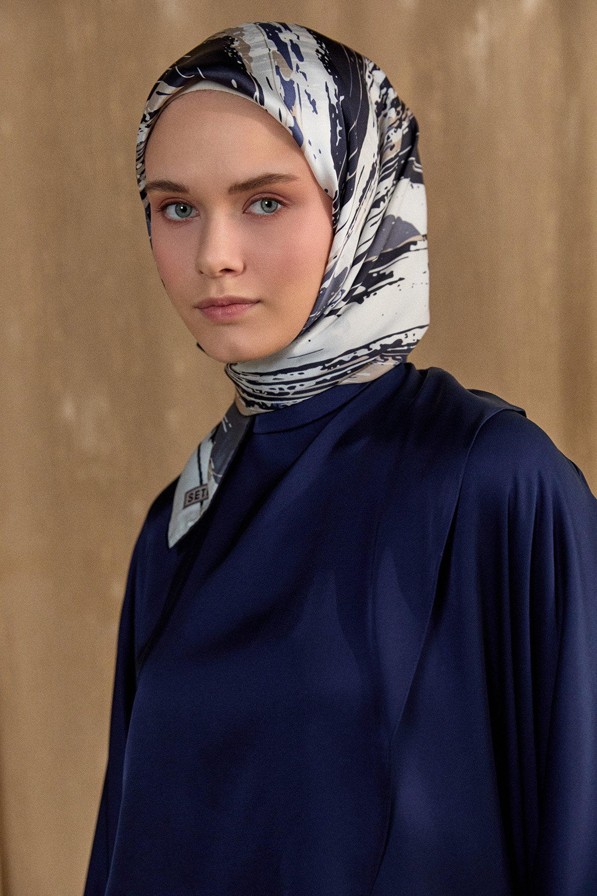 Asimetrik Anvelop İkili Takım, Tesettür Giyim