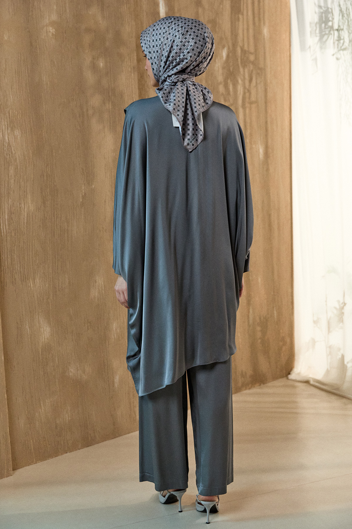 Asimetrik Anvelop İkili Takım, Tesettür Giyim